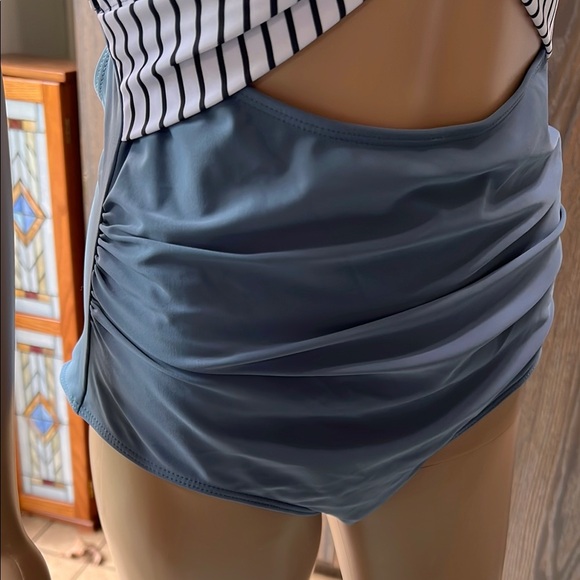 One Piece Striped Black/White Top Blue Bottom Swimsuit, NWOT, Large - Picture 4 of 10